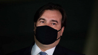 Maia anuncia formação de bloco com centro e oposição para eleição da Câmara