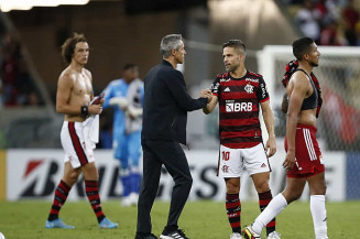 Flamengo tem atuação sem brilho, mas vence Sporting Cristal na Libertadores