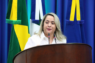 Lia Nogueira cobra insumos e medicamentos que estão em falta na rede de saúde