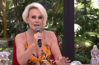 Ana Maria Braga desmente boatos de aposentadoria e brinca: 'Não levo cara disso'