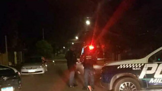 Após duas horas de negociações Policia Militar invade casa e homem que matou ex de atual