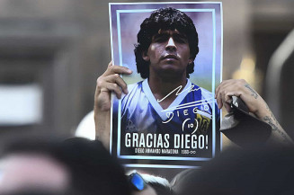 Autópsia do corpo de Maradona aumenta as evidências de erro médico