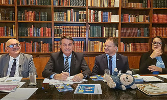 Covid-19: plano de imunização está praticamente pronto, diz Bolsonaro