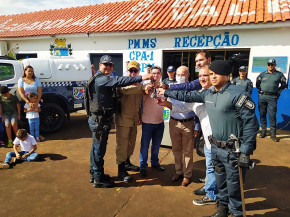 Solenidade Mensal do 8° BPM é marcada pela entrega de viatura policial para Força Tática