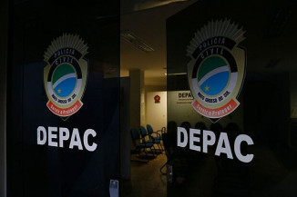 Filho ameaça pai com faca após recusa em dar dinheiro em Três Lagoas