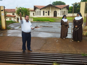 Laudir cobra solução para alagamento do Mosteiro Santa Maria dos Anjos, no Parque Alvorada