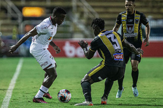 Fluminense e Volta Redonda jogam por vaga na final do Carioca