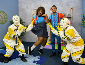 Gabriel Santana e Paulo Vieira fazem paródia de "Chiquititas" no Big Terapia; assista