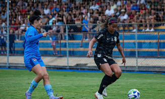 Corinthians empata e permanece na liderança do Brasileiro Feminino