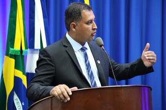 Márcio Pudim quer a volta da linha de ônibus aos domingos e feriados para os distritos