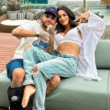 Bruna Biancardi mostra barriguinha de gravidez de filho com Neymar