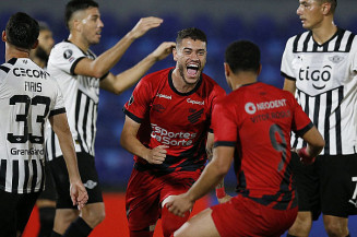 Libertadores: Athletico bate Libertad para manter liderança do Grupo G