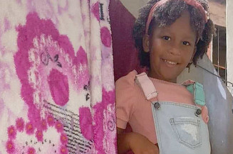 Menina morre atingida por tiro durante fogos