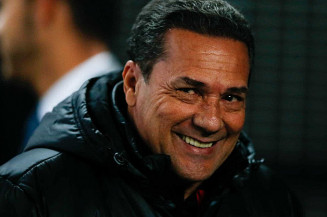 Apresentado, Luxemburgo diz que aceitou proposta do Vasco por não ser 'covarde'