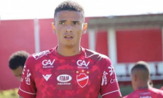 Jogador é banido do futebol por envolvimento em esquema de manipulação