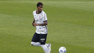 Gil desabafa após ofensas da torcida do Corinthians