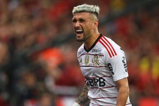 Copa do Brasil: Fla derrota Athletico por 2 a 0 e avança para quartas