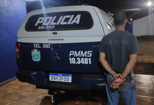 Homem que matou outro a pauladas e 17 facadas é preso pela Polícia Militar