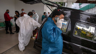 Cientistas encontram variante inédita do coronavírus com origem no AM