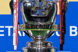 São Paulo decide em casa o título da Copa do Brasil contra o Flamengo