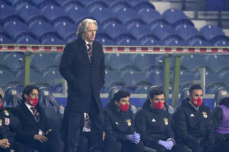 Covid-19: Benfica diz que jogará Taça de Portugal mesmo após surto