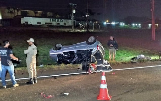 Casal que passaria o final de ano em Dourados morre ao capotar carro no Trevo da Bandeira