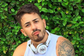 Carlinhos Maia será notificado para explicar convite para 'furar fila' da vacina