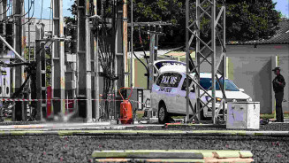 Homem eletrocutado ao tentar furtar subestação e causar explosão recebeu choque de 130 mil volts