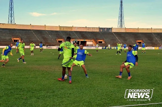 DAC mantém preparação e Rogério Henrique aguarda por Abdala para jogos finais