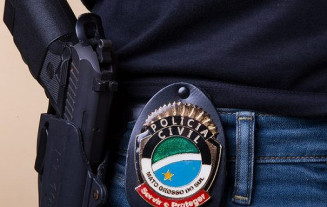 Adolescente é apreendido após oferecer chocolate e celular para estuprar primo de 8 anos