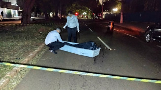 Homem sem identificação é atropelado e morre na Av. Presidente Vargas em Dourados
