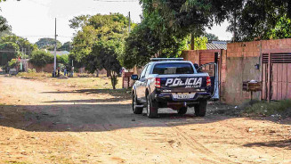 Adolescente de 17 anos esfaqueado pela mãe morre no hospital