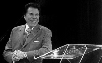 SBT completa 43 anos dois dias após morte de Silvio Santos e faz carta aos funcionários: "Senhor levou nosso chefe"