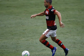 Diego enaltece vitória do Flamengo e avisa: 'Seguimos focados no bicampeonato'