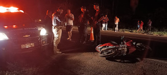 Mulher morre e filha fica ferida após acidente entre moto e carro em Glória de Dourados