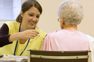 Número de vacinados contra a covid-19 no Brasil chega a mais de 3,7 milhões