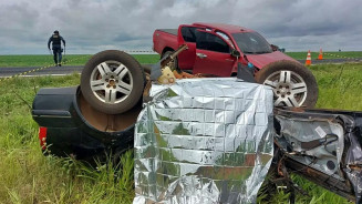 Passageira de Hilux envolvida em acidente com morte está em estado grave e é transferida em vaga zero