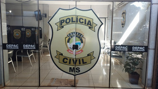 Douradense perde quase R$ 3 mil após conversa com suposta mulher na internet