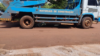 Idosa morre atropelada por caminhão após passar mal ao sair de salão de beleza em Dourados