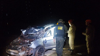 Homem perde controle da direção, capota Grand Siena e morre na BR-463