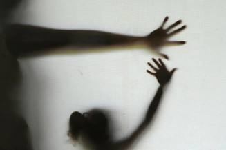 Pai é preso após abusar e causar a morte da própria filha de 1 ano e 9 meses no MS