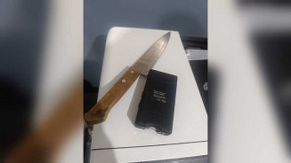 Mulher é presa após atacar mãe com choques e facada em Ponta Porã