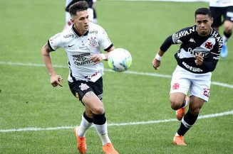 Vasco não sai do 0 a 0 com o Corinthians e só evita o rebaixamento com mi