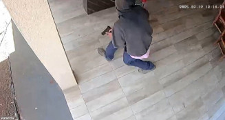 Homem que assaltou estabelecimento comercial com pistola falsa é preso