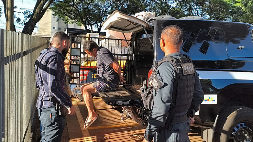 Caminhão com mudança é apreendido com quase 100 quilos de maconha em Dourados