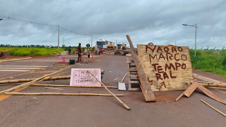 Anel viário de Dourados continua bloqueado em protesto contra o marco temporal