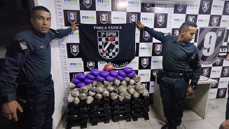 Dupla é presa com 120,4 quilos de drogas em residência no Canaã III