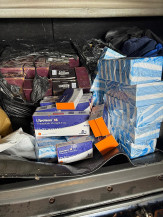 Receita e Polícia Federal apreendem medicamentos ilegais, eletrônicos e perfumes na BR-463 em Dourados