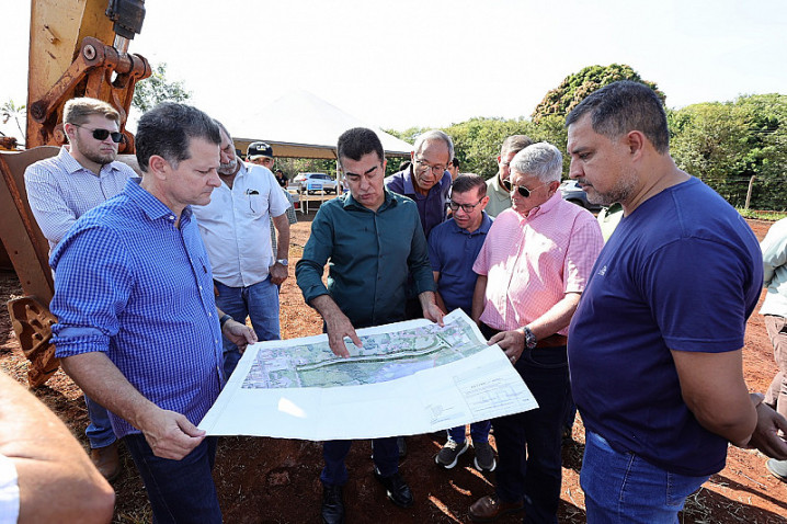 Prefeitura de Dourados inicia obra de avenida que vai transformar região do Parque Arnulpho Fioravante