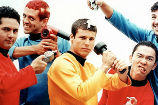 Familiares autorizam holograma e voz artificial de Dinho dos Mamonas Assassinas